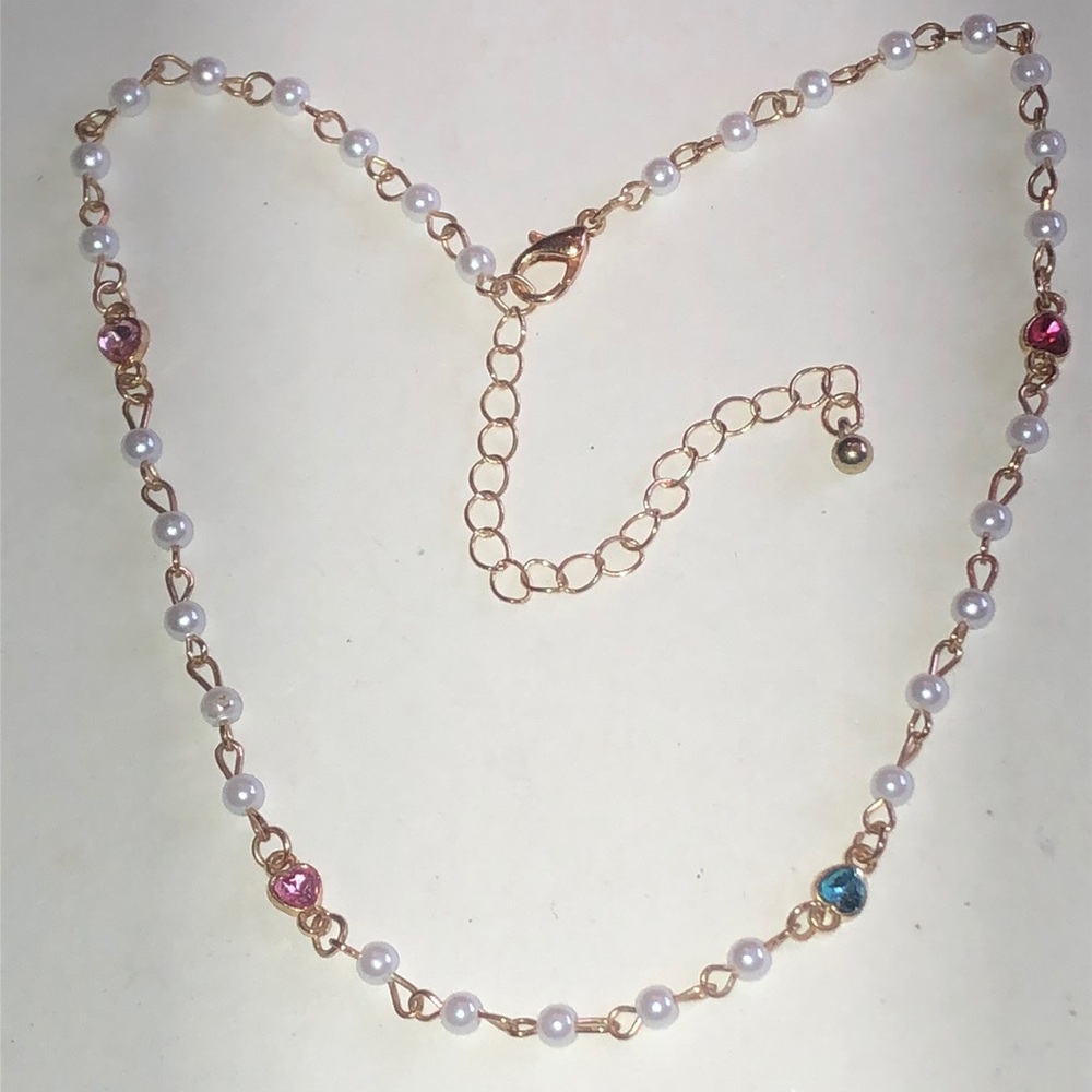Elegant Faux Pearl and Gold Tone Necklace with Pink and Blue Accents